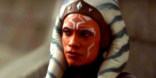 Ahsoka Tano looking serious in The Mandalorian, played by Rosario Dawson