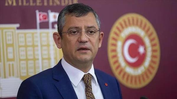 Özel signals candidacy for CHP leadership